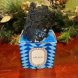 “Vintage” Stella & Dot Chantilly Lace Cuff in Black